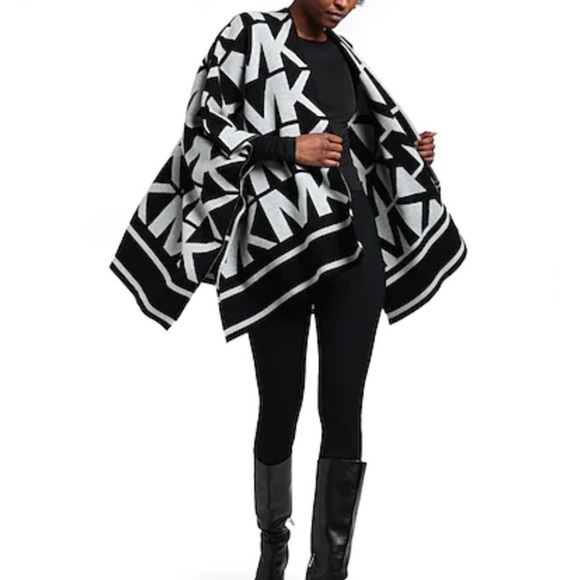 ⚠️SOLD⚠️ MK LOGO WOOL BLEND PONCHO - Picture 8 of 8